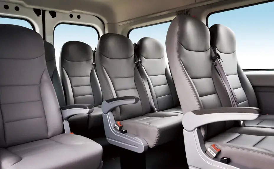 JAC Sunray Minibus — detalle 3